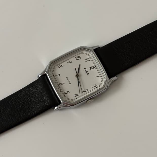 ALBA - 1990s Silver Square Ladies Quartz