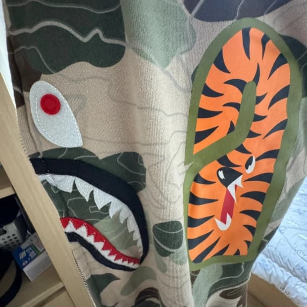 베이프 샤크 후드