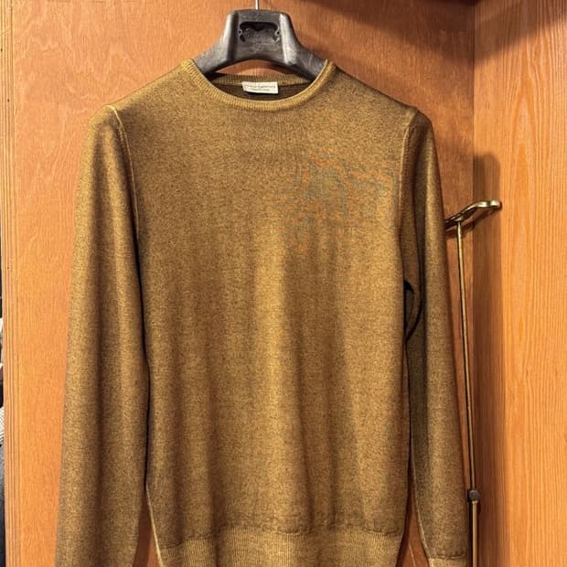 모르가노 크루넥 니트