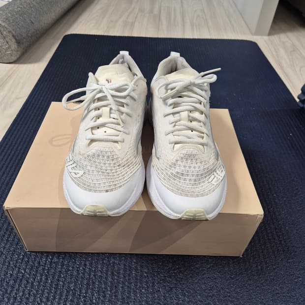 휠라 뉴런 임펄스 7  러닝화 280 (넘 이쁨)