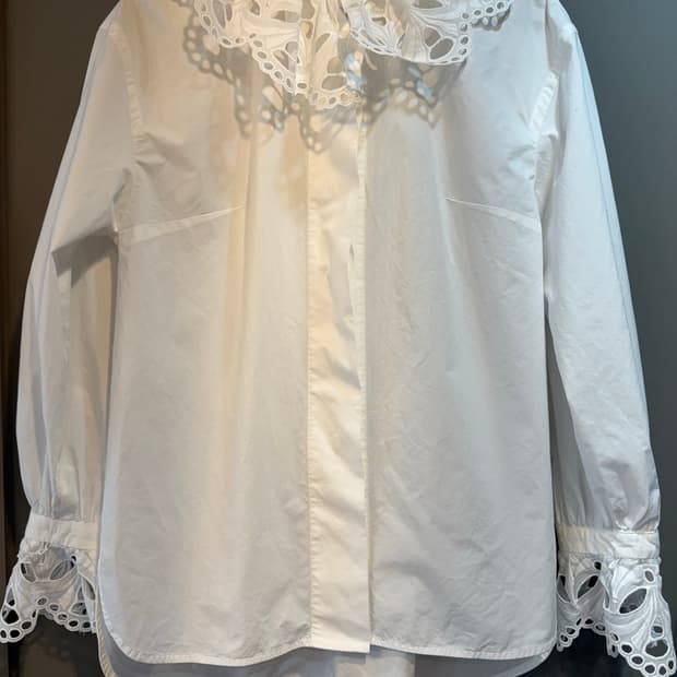 산드로 블라우스