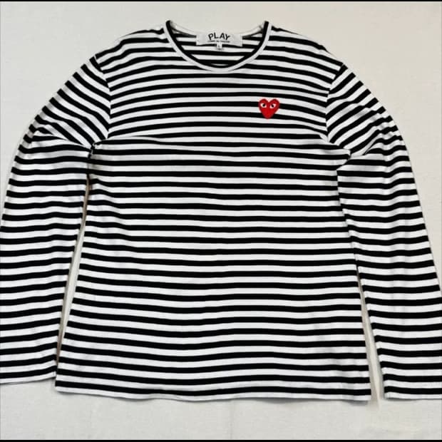 꼼데가르송 롱슬리브 L (거의새거)