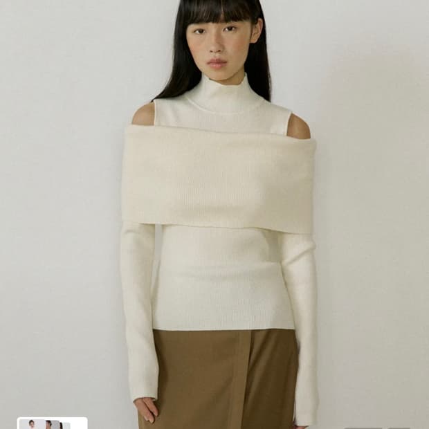 루시르주 오버랩 터틀넥 니트