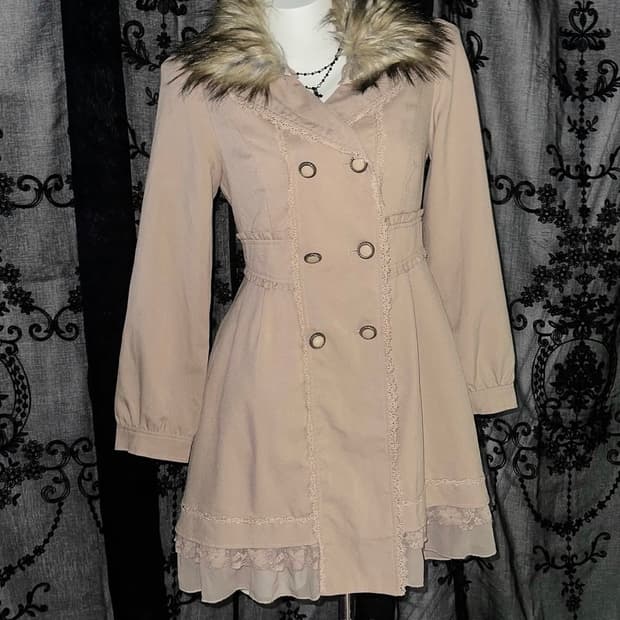 엑시즈팜 브라운 코트