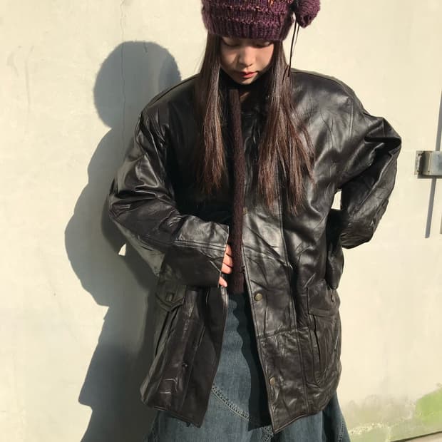 오버사이즈 블랙 레더 코트 