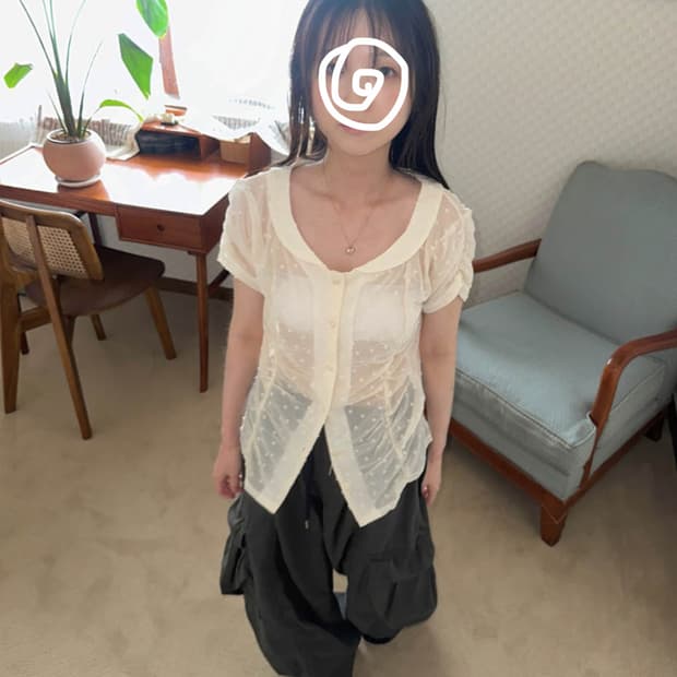 사토미라디오 폼폼 반팔 블라우스 