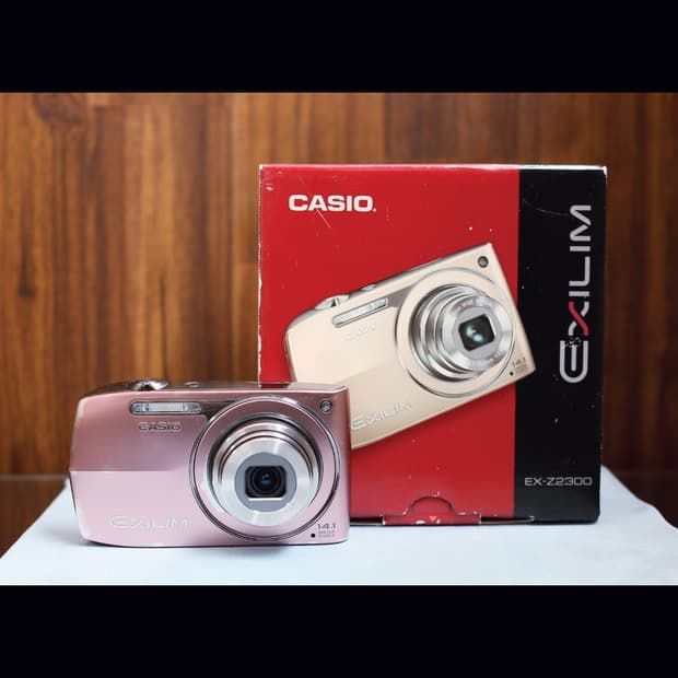 <레어><아일릿모카>카시오 엑슬림 z2300 핑크 빈티지 디카