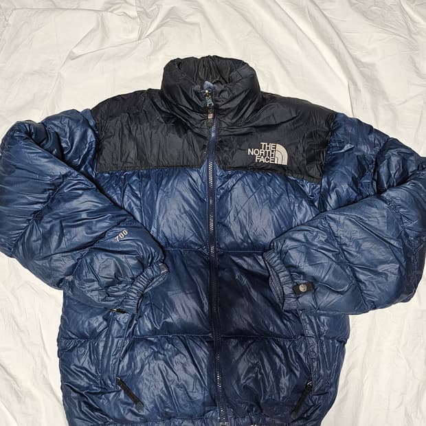 노스페이스 눕시 구스다운 패딩 자켓 흑청 필파워 700 90