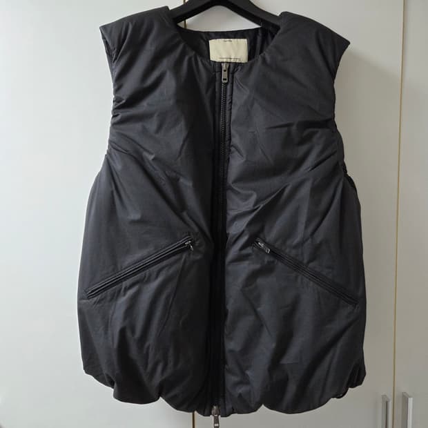 (아카이브세일) 포터리 패딩  베스트 2 사이즈