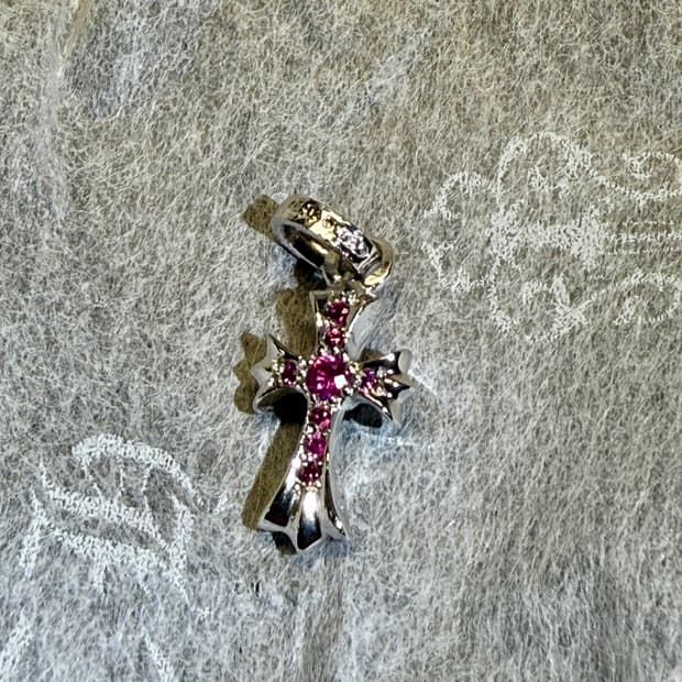 크롬하츠 18k 베이비팻 핑크사파이어