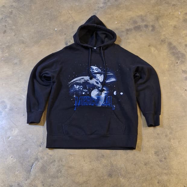 에잇세컨즈 8" 스페이스 머큐리얼 프린팅 후드티