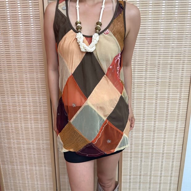oriental sleeveless