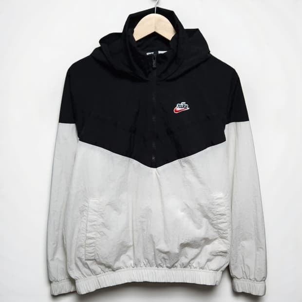 여성S NIKE 나이키 바람막이 윈드브레이커 아노락 자켓