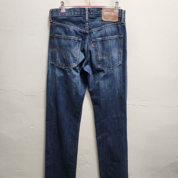 리바이스 501 레귤러 스트레이트핏 청바지