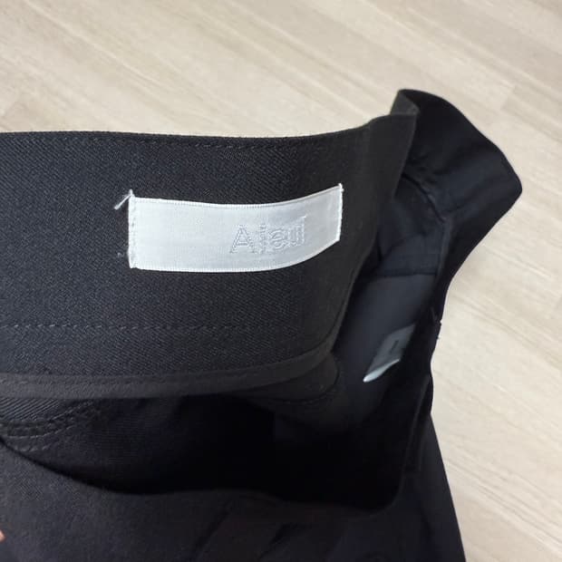 aieul 아이엘 pieter trousers 블랙 50사이즈