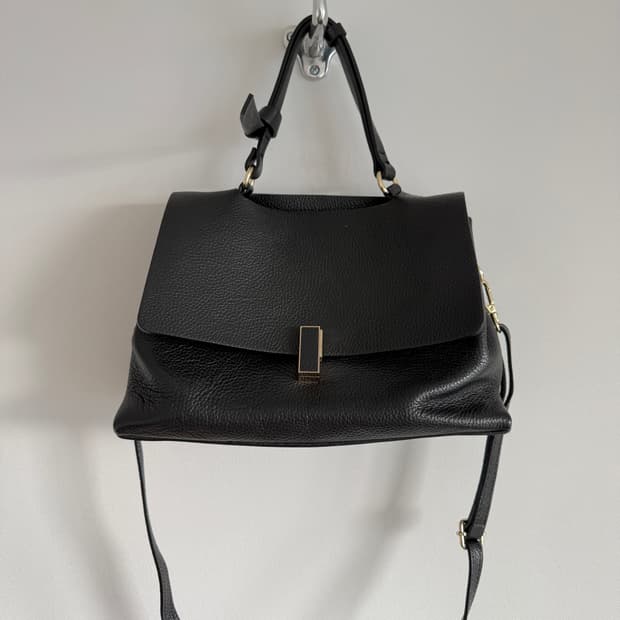 MADE IN ITALY 레더 크로스 토트백