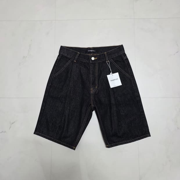 새상품) 어반드레스 핀턱 데님 하프팬츠 1사이즈