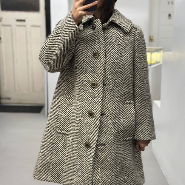 아쿠아스큐텀 트위드 코트