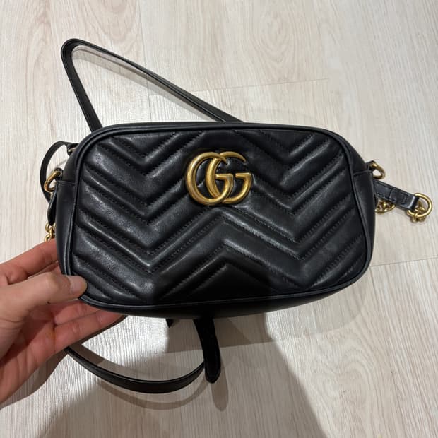 구찌 GG 마몽 미니 카메라백 블랙