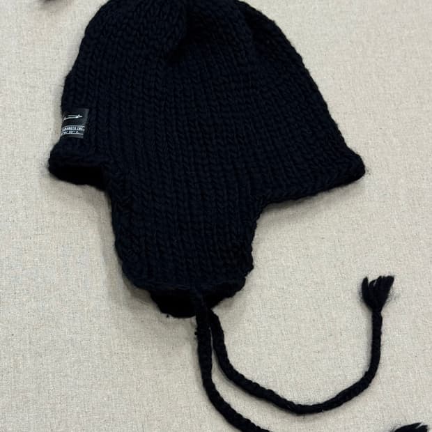 요지야마모토 뿌르옴므 울 이어플랩 비니