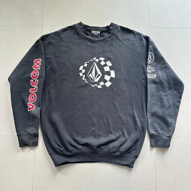 90s 볼컴(VOLCOM) 올드스쿨 레이싱 프린트 스웻셔츠 (M)