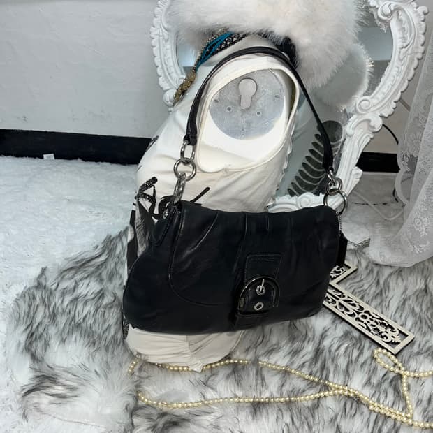 Coach 블랙 숄더백