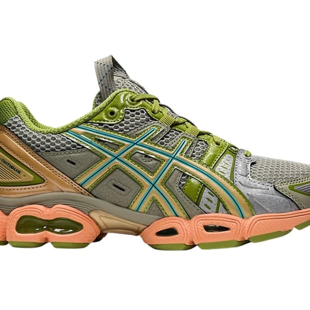 아식스 젤님버스9 애비스톤