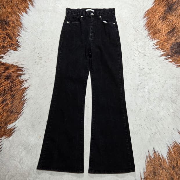 빈티지 블랙 부츠컷 데님팬츠