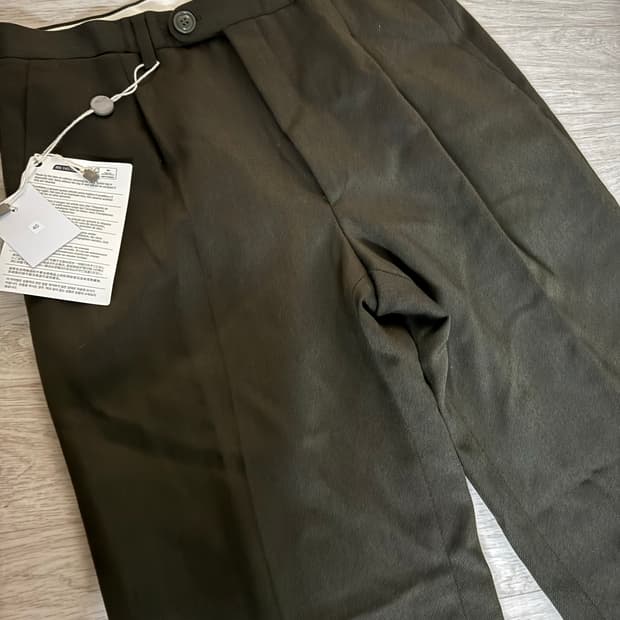 버버리 긴바지 택있는 새상품