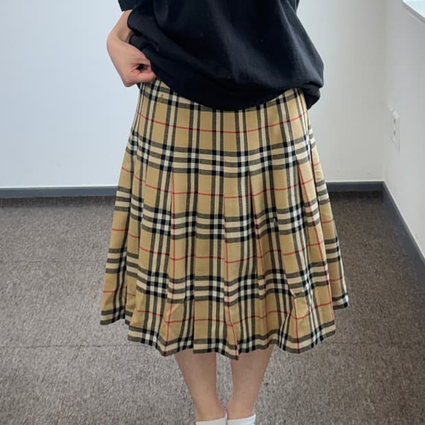Burberry 버버리 노바체크 스커트