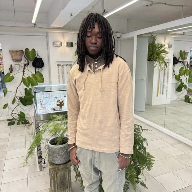 헨리넥 그런지 티셔츠 henley neck grunge t-shirt