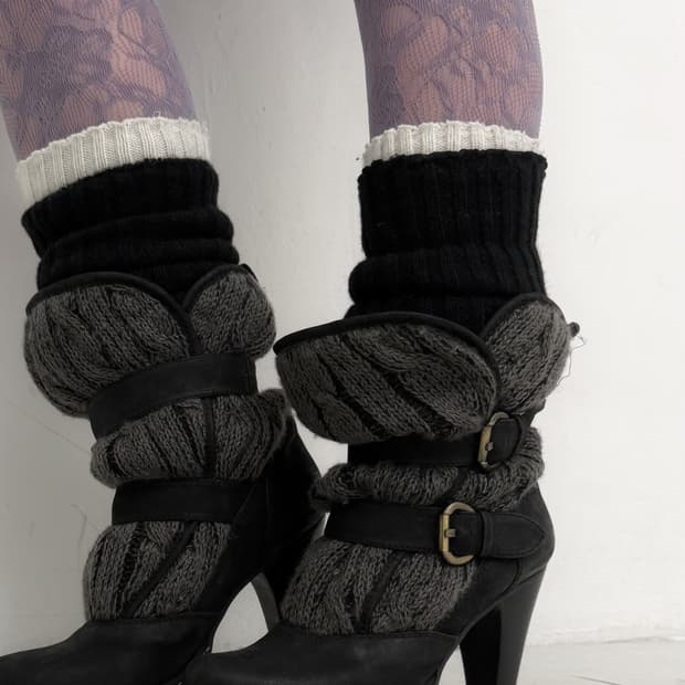 그레이 니트 버클 부츠 