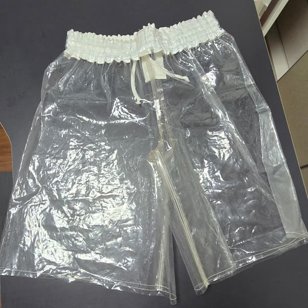 꼼데가르송 