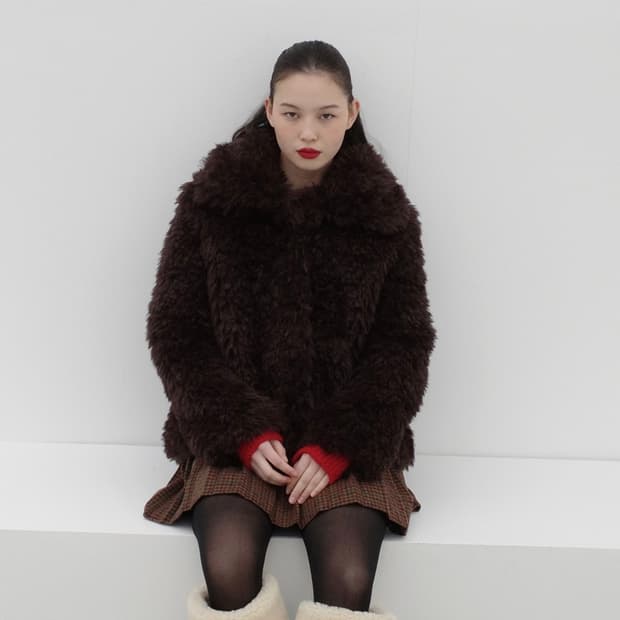 포니테일 퍼자켓 브라운 Shaggy Faux Fur Jacket