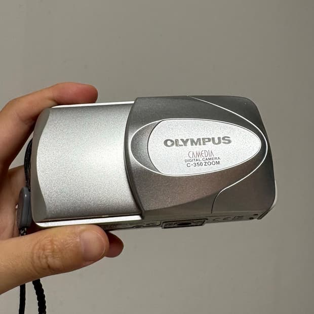올림푸스 카메디아 c-350 zoom
