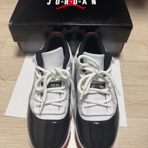 조던 콩코드로우 브레드 (265mm) 팝니다