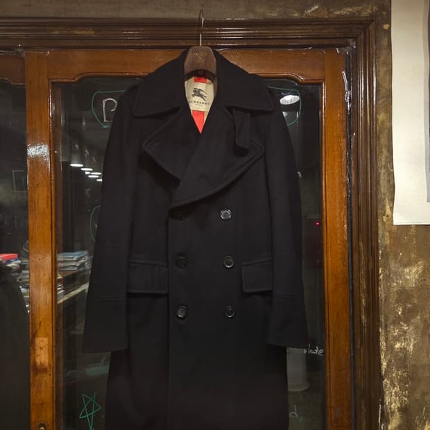 버버리 런던 오피셔코트