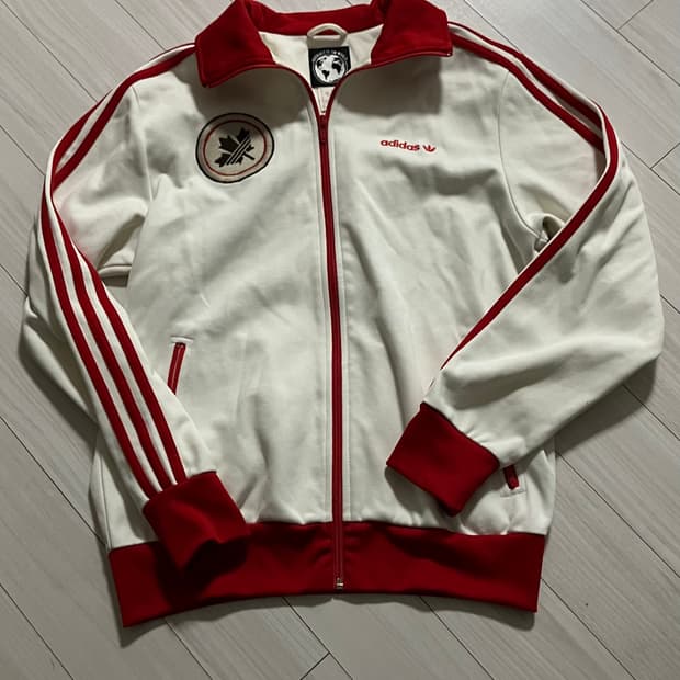 아디다스 캐나다 져지s 세일합니다