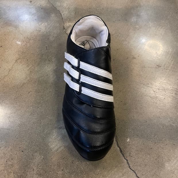 2006年 Adidas - ???