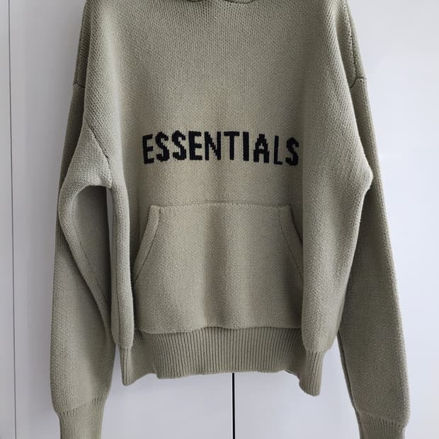 에센셜 후드니트 