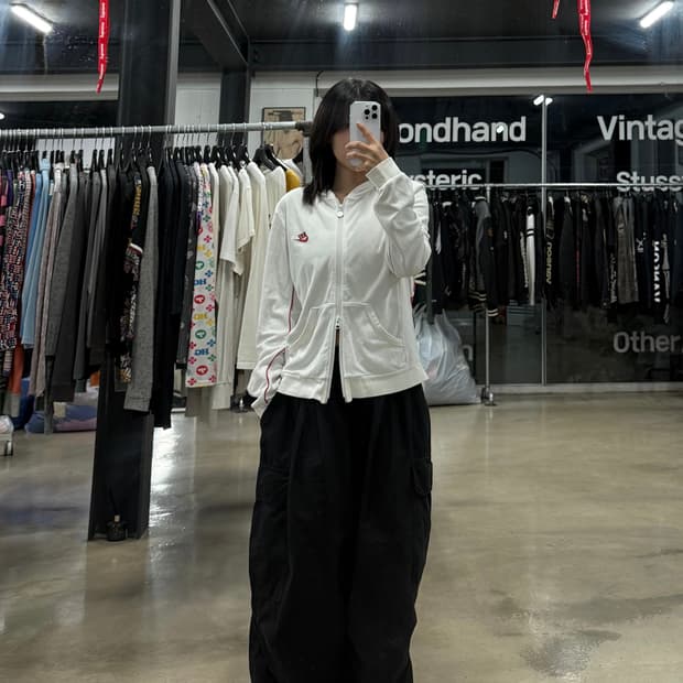 나이키 화이트 태리 집업