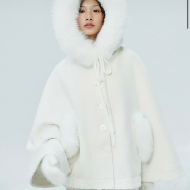 더티스 리얼 폭스퍼 스노우 케이프 판매