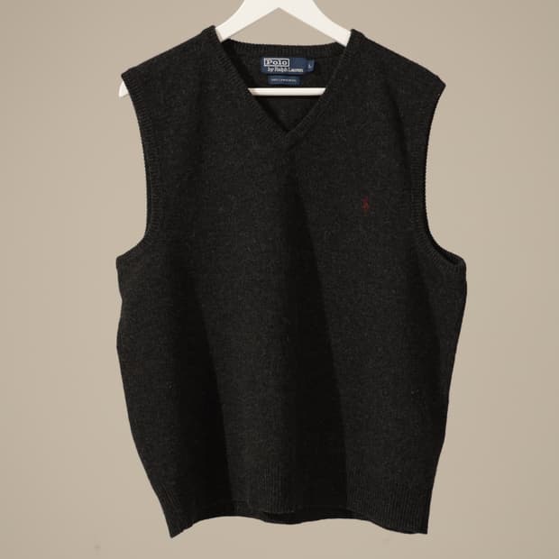 폴로 램스울 브이넥 니트 베스트