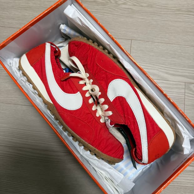 [285] 나이키 자크뮈스 문 슈 레드