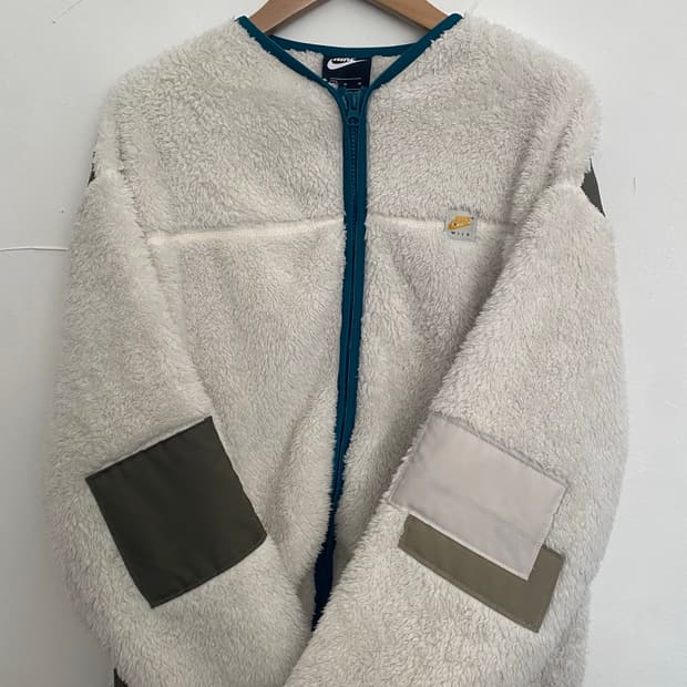 나이키 wild 후리스 M