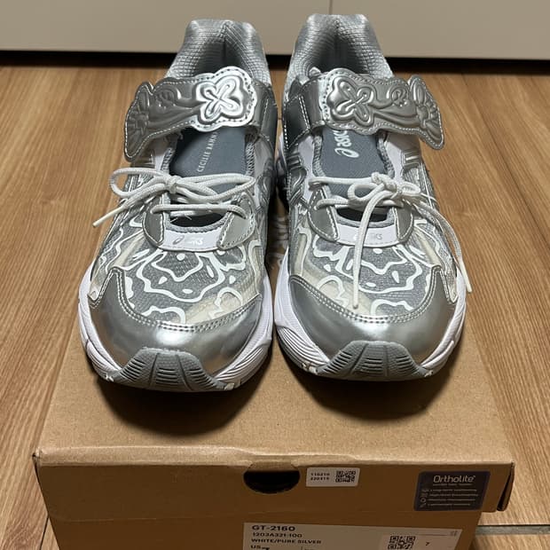 아식스 x 세실리에 반센 GT-2160 화이트 252.5