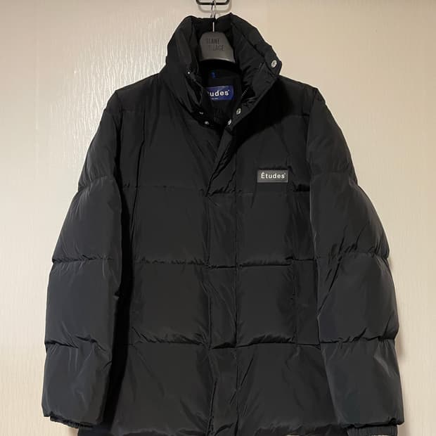 에뛰드(ETUDES) 덕다운 패딩 블랙 L 사이즈 판매합니다