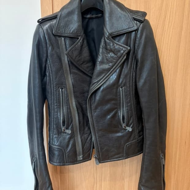 발렌시아가 램스킨 라이더 자켓