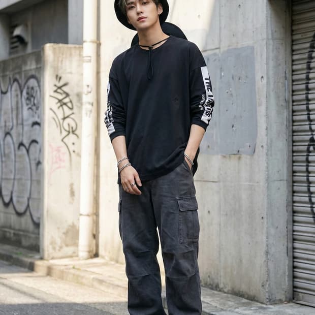 아디다스 스포츠웨어 워드 루즈핏 긴팔 티셔츠