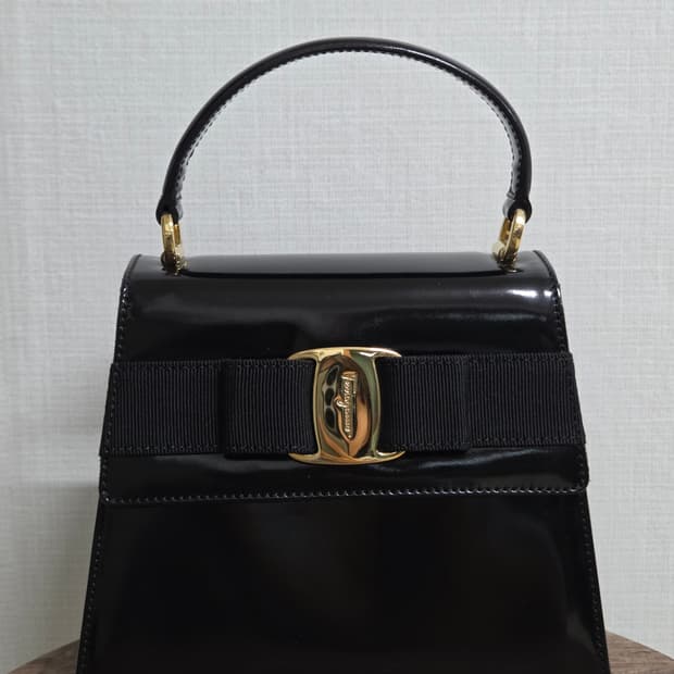 살바토레 페라가모 빈티지 바라 보우 탑핸들 백 (정품)